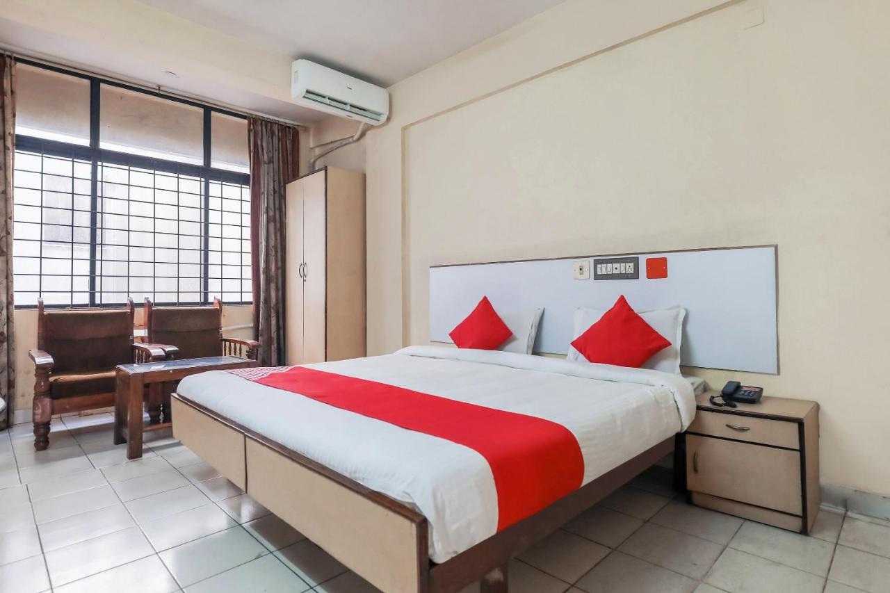 Oyo Hotel Hindustan Deluxe Mangalore Exterior foto